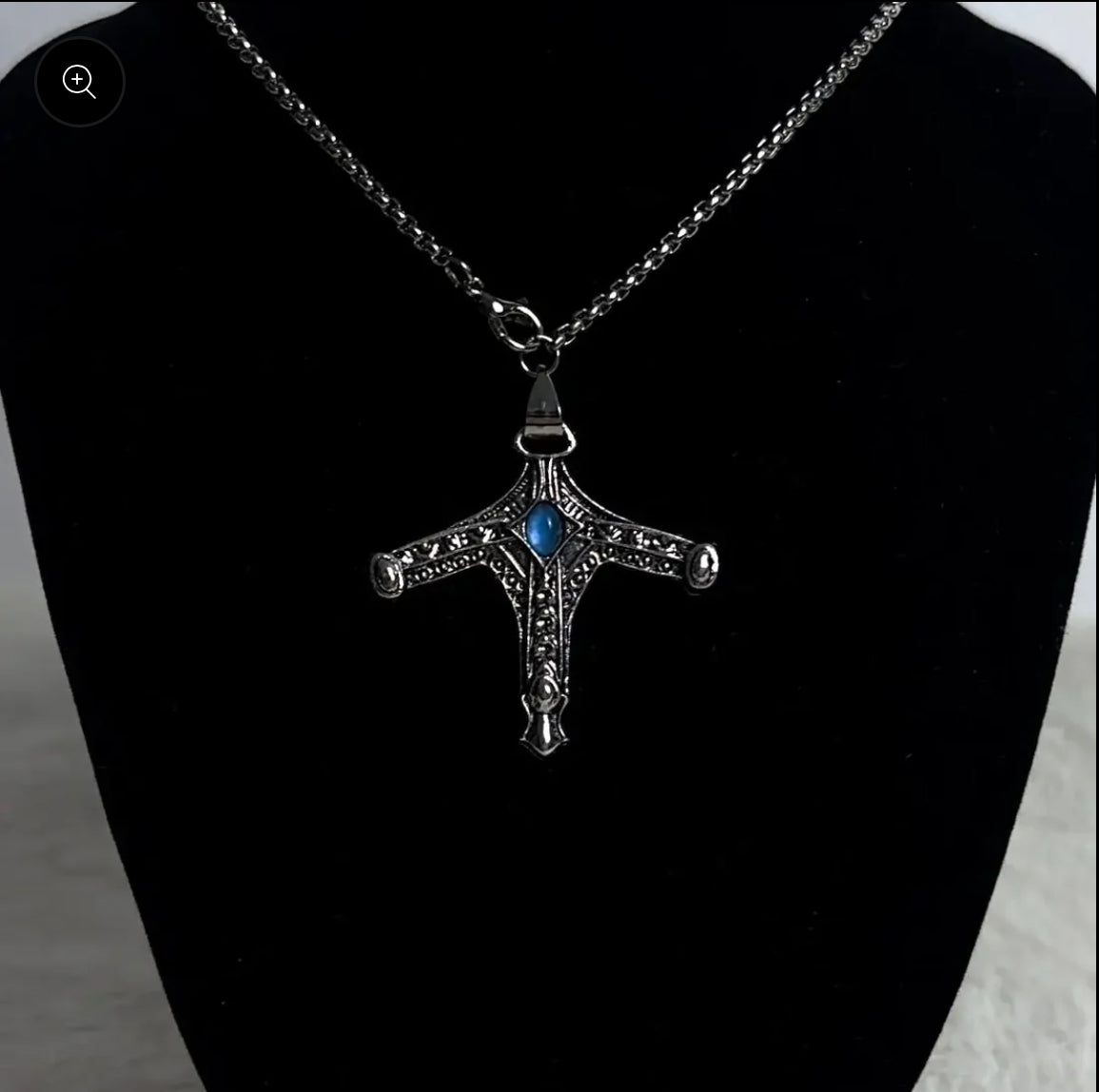 Sword Hunter Pendant