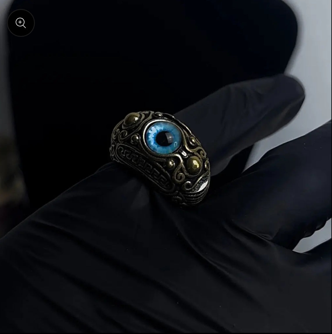 (LIMITED STOCK) Pontiffs Eye Ring